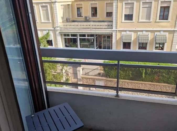 アパート Aix エクスレバン